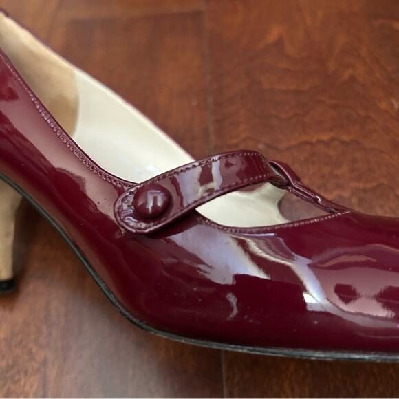 Boden Retro Oxblood Burgundy Patent Leather T Strap Heels, Mary Jane’s, Size 8.5 - Picture 9 of 16